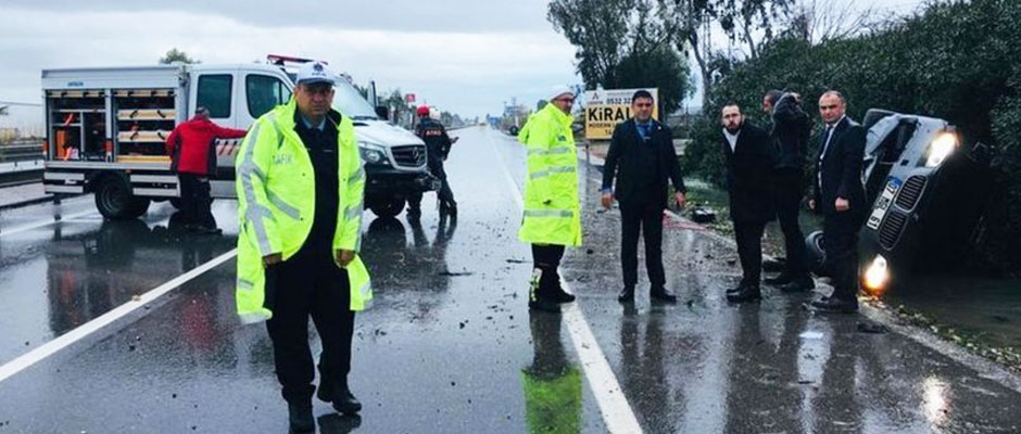 KORUMA EKİBİ KAZA YAPTI Taka Gazete Trabzon Haber Karadeniz Haber