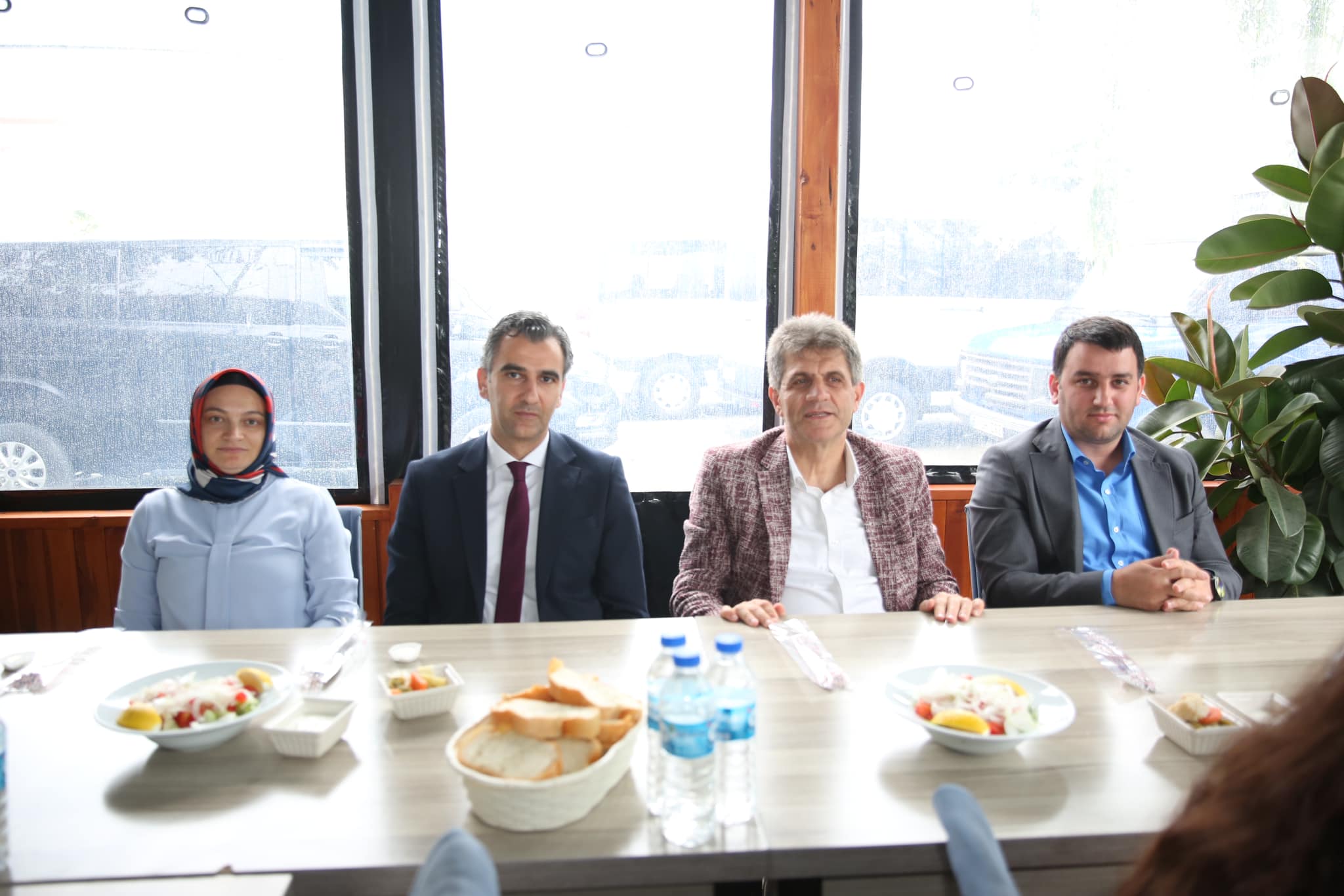 İsmail Ustaoğlundan ziyaret Taka Gazete Trabzon Haber Karadeniz