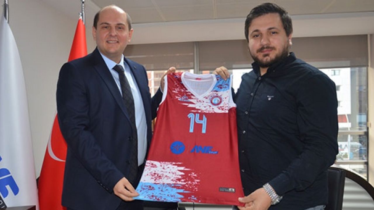 SULTANLARIN FORMA SPONSORU OLDULAR
