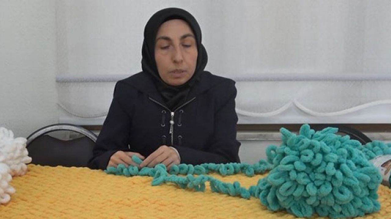 ÖRGÜ ÖREREK KATKI SAĞLIYOR