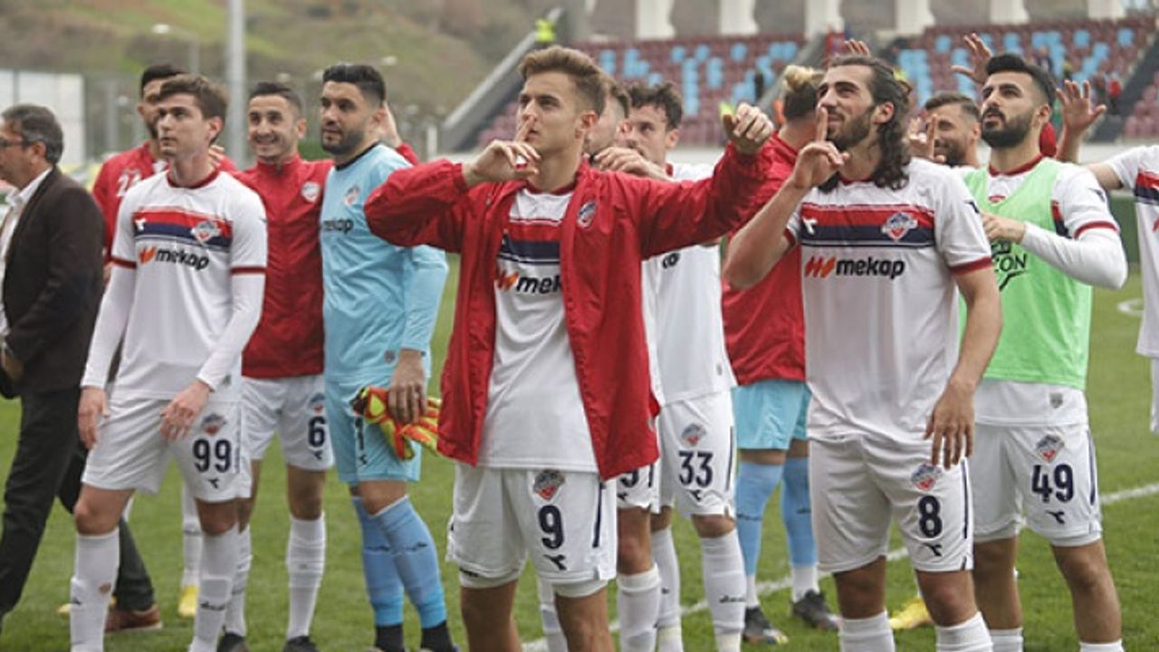 1461 TRABZON 3 PUAN İSTİYOR