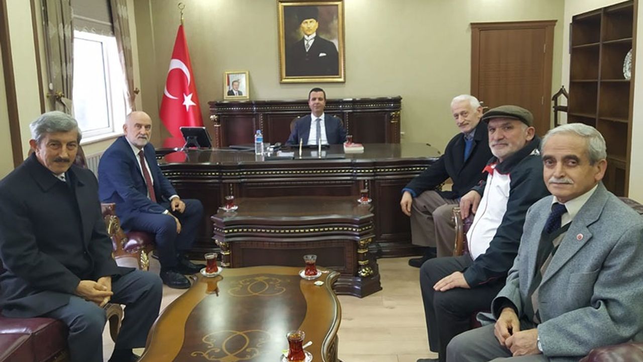 BTP Beşikdüzü Belediye Başkan Adayı Sabri Terzi, Kaymakam Ferhat Vardar'ı Ziyaret Etti