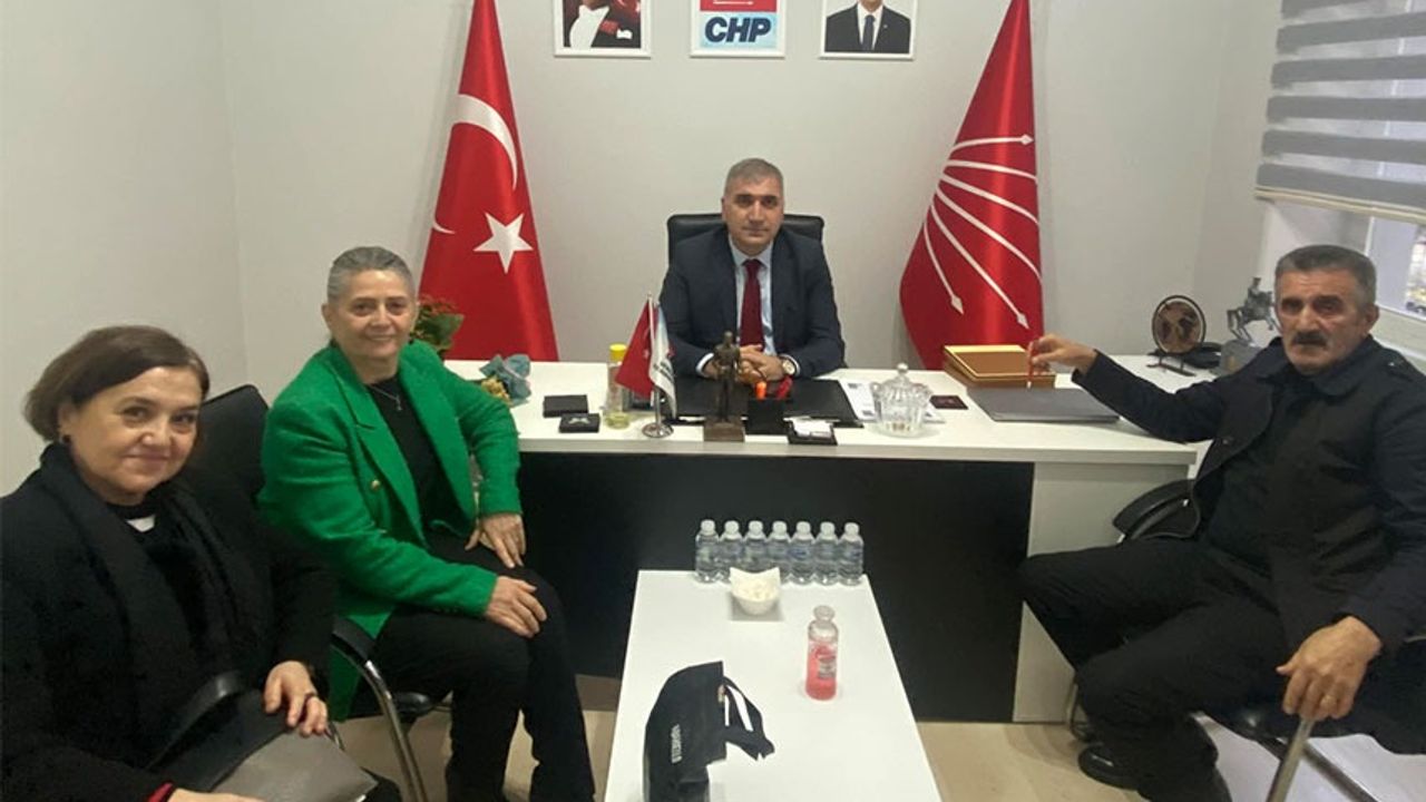 CHP Trabzon Milletvekili Sibel Suiçmez, CHP Ortahisar İlçe Başkanı Haluk Batmaz'ı Ziyaret Etti!