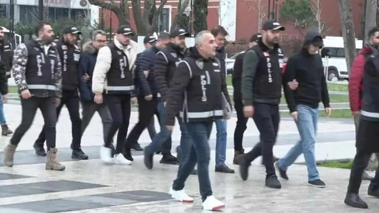 CHP'li Büyükçekmece Belediyesi'nde Rüşvet Operasyonu: 22 Gözaltı