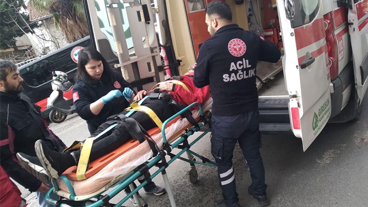Giresun'da Motor Kazası: 2 Motor Sürücüsü Yaralandı Osmaniye Mahallesi'nde Meydana Gelen Kazada Acil Müdahale Yapıldı
