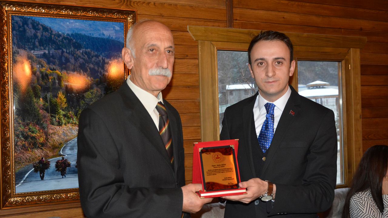 Şalpazarı İlçe Jandarma Komutanı Mustafa Karakuş Veda Yemeği İle Uğurlandı