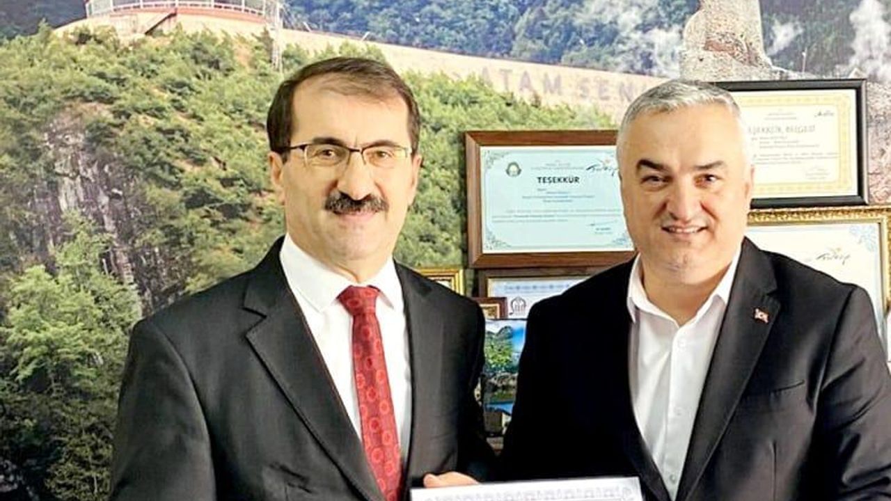 Artvin Milli Eğitim Müdürü’nden Külekçi’ye Anlamlı Teşekkür Belgesi