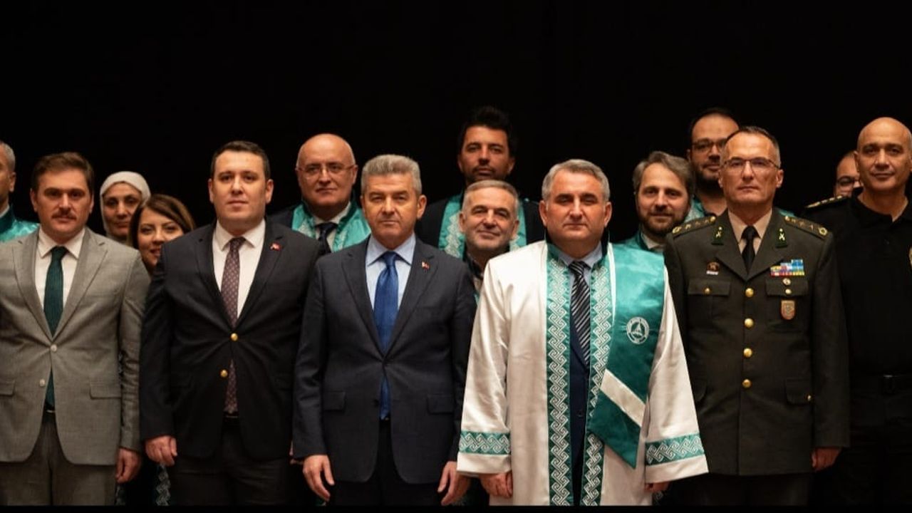 Çoruh Üniversitesi Hedef Büyüttü! Rektör Aydın: “Küçük Bir İldeyiz Ama Büyük İşler Başaracağız”