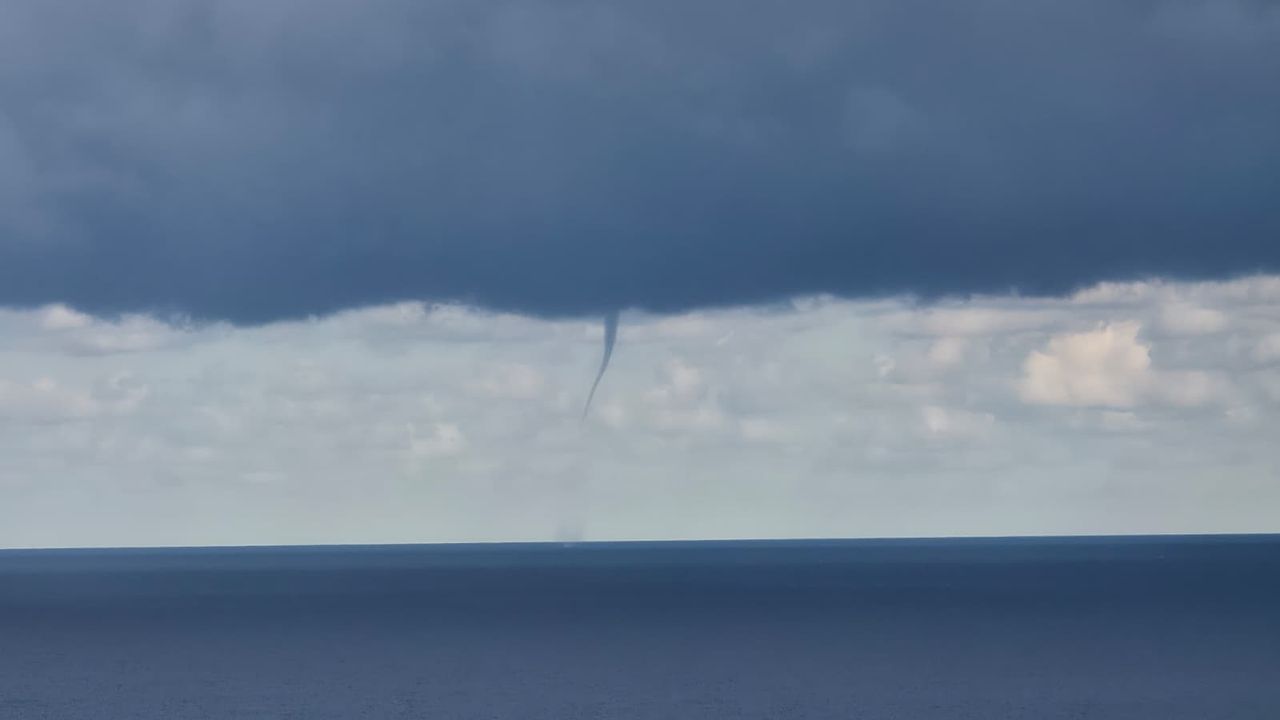 Karadeniz'de Art Arda Hortum! Böyle Görüntülendi...