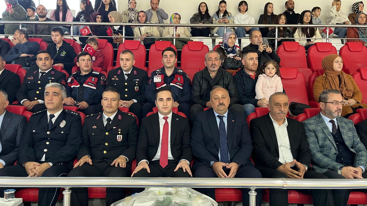 Salıpazarı ilçesinde Cumhuriyet'in 102. yılı kutlandı