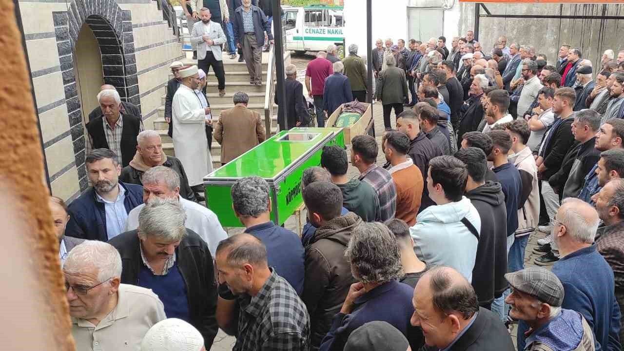 Babasının kaza kurşununa hedef olan oğul toprağa verildi