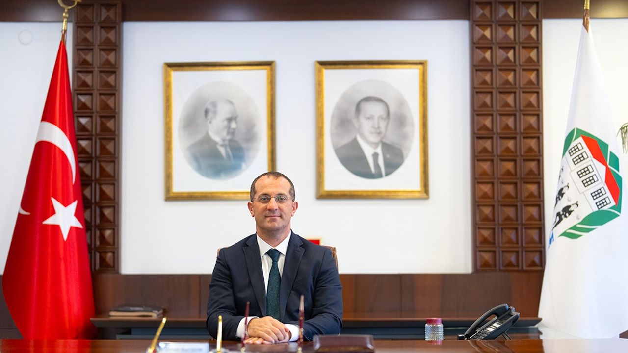 Başkan Ekim'den 29 Ekim Cumhuriyet Bayramı Mesajı