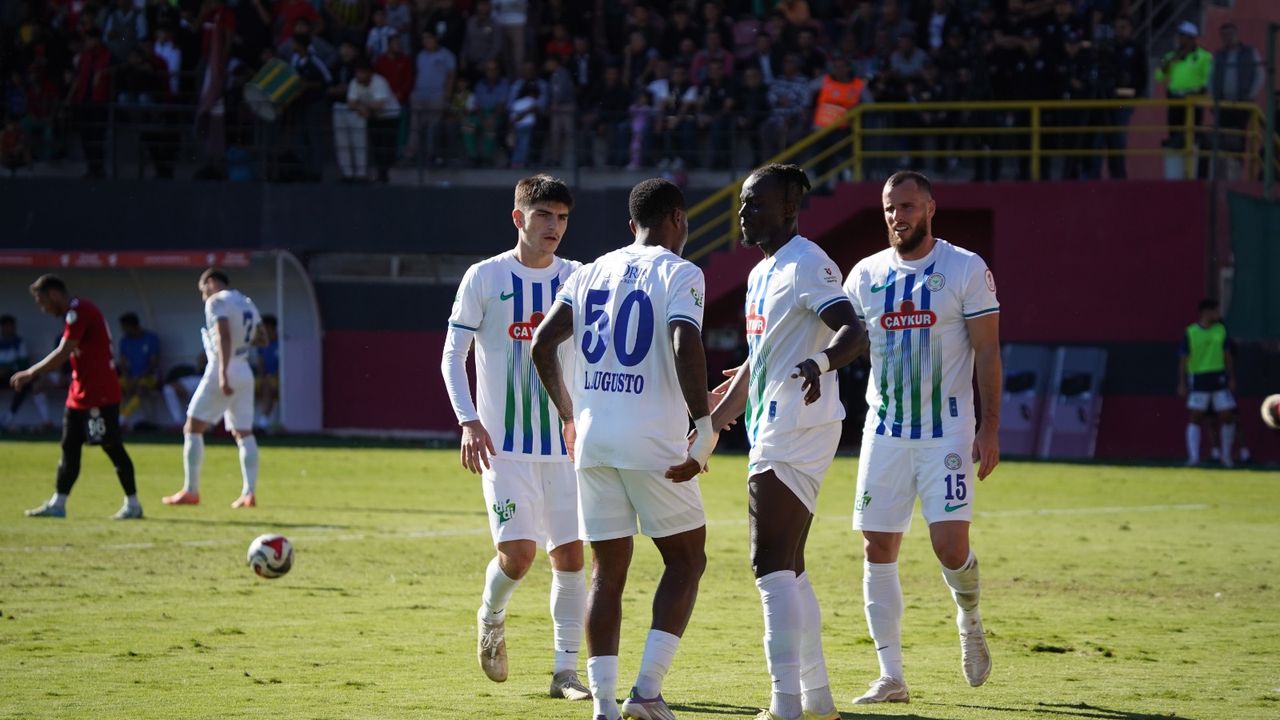 Çaykur Rizespor Kupada Fırtına Gibi Esti! Ali Sowe Gollerle Döndü