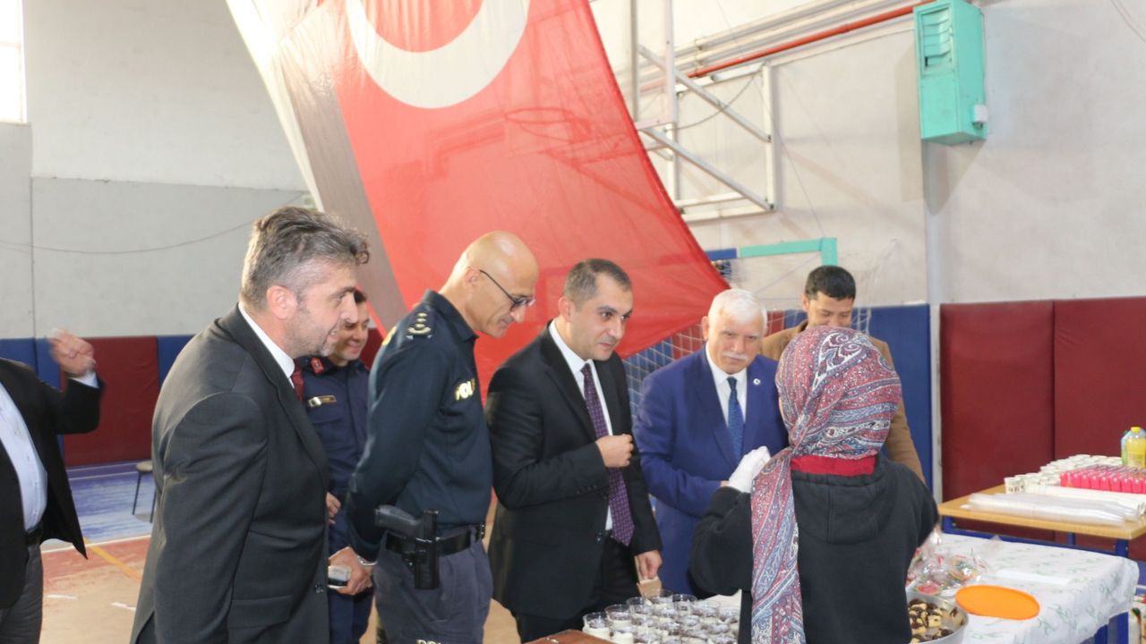 Of Fen Lisesi Öğrencilerinden Gazze İçin Kermes: Kaymakam Akça Destek Verdi