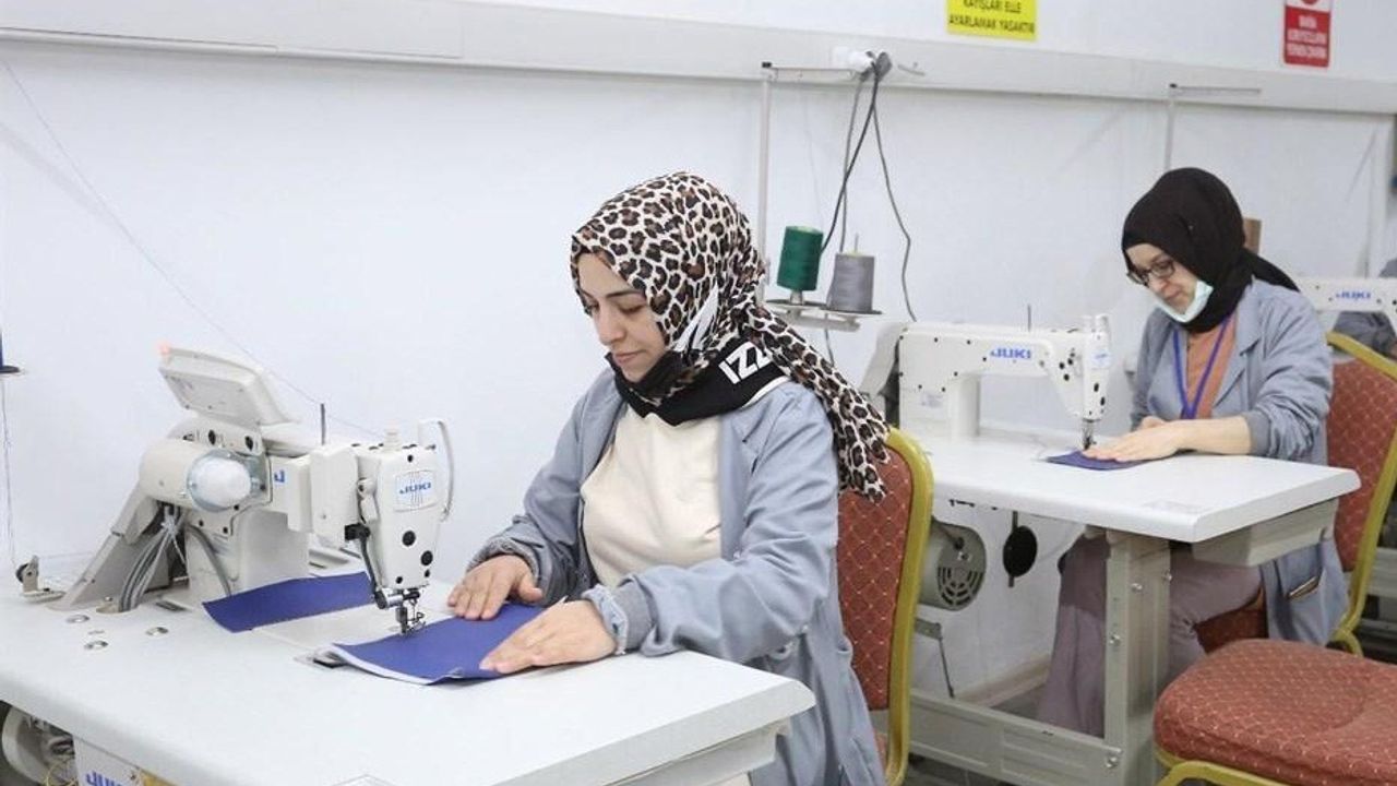 hanım konaklarında 12 bin 132 kadına mesleki eğitim