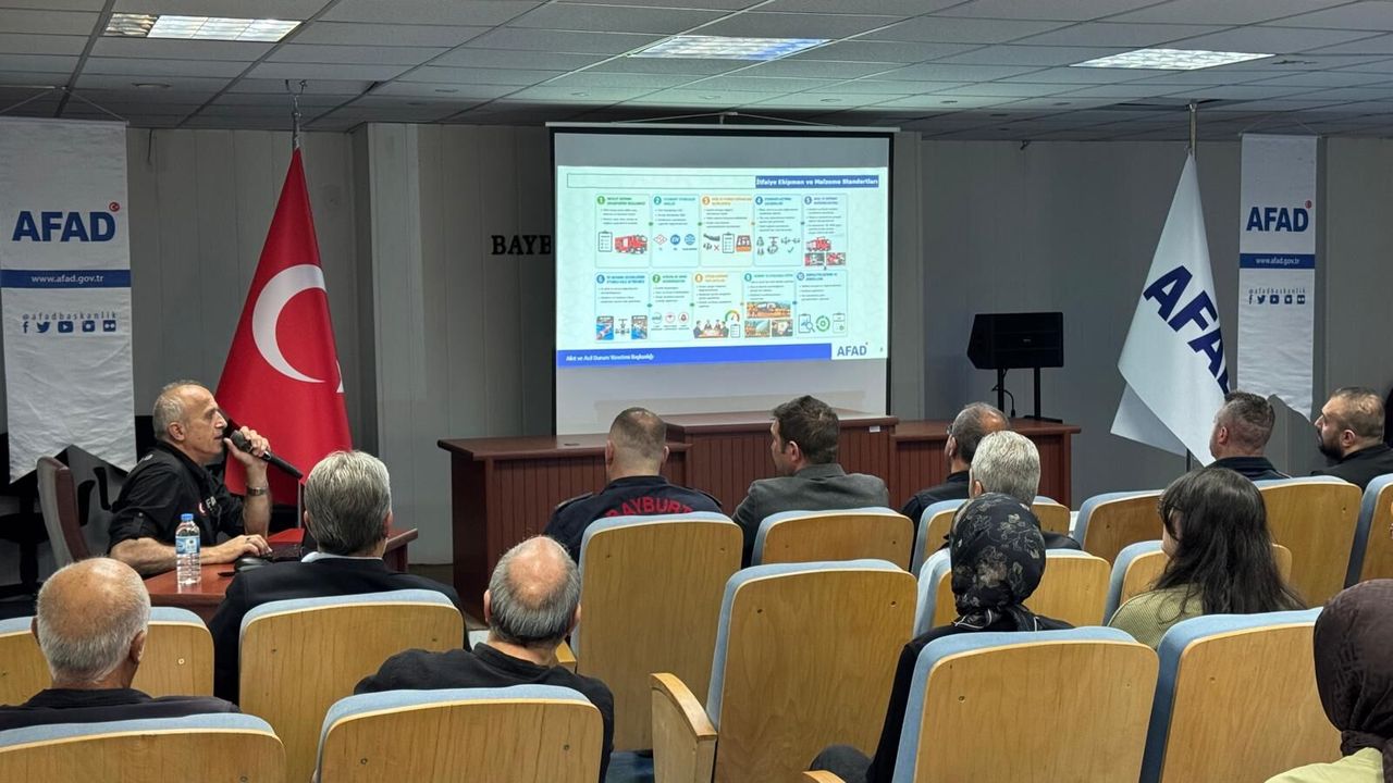 Bayburt'ta orman yangınlarına müdahale ve koordinasyona yöne