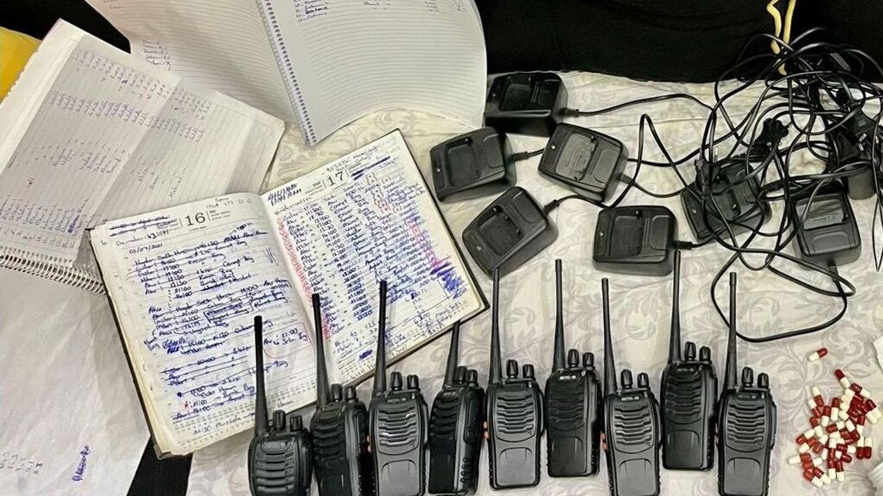 Fuhuş operasyonunda 3 zanlı yakalandı