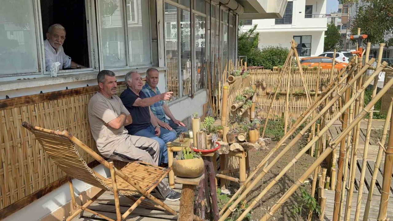 27 yıllık sağlıkçı bambuyu sanat eserlerine dönüşt