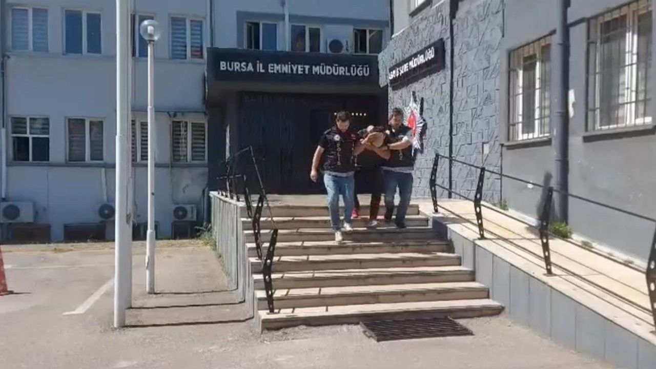 33 yıl hapis cezasıyla aranıyordu, polisten kurtulmak için kayısı topluyormuş gibi yaptı