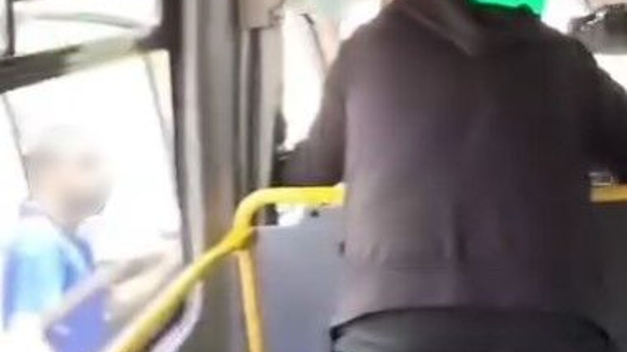 5 TL'lik eksik ödeme yüzünden minibüs karıştı