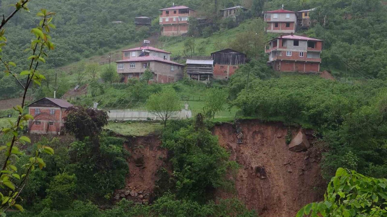 Giresun'da aşırı yağışların bilançosu büyüyor