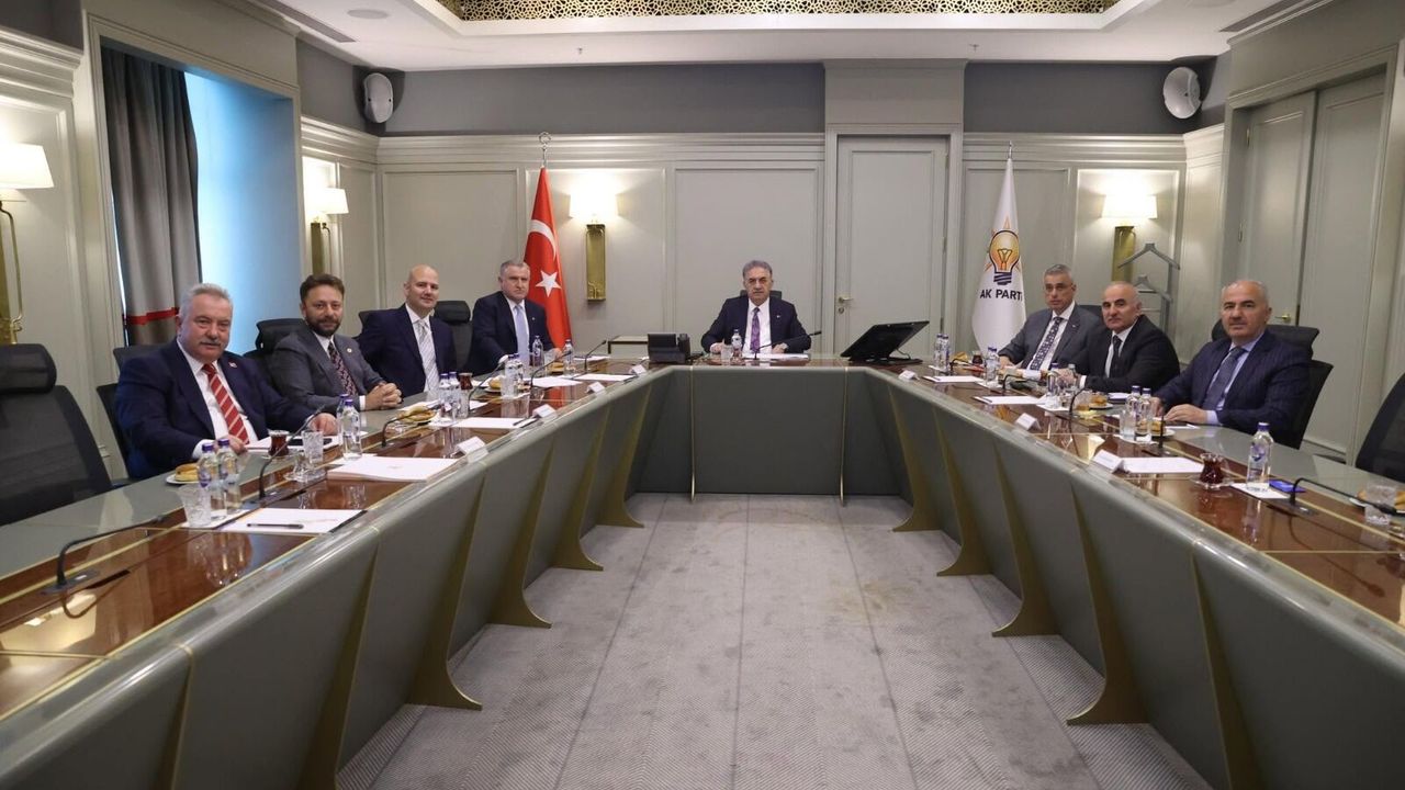 Rize’nin Yatırımları Ankara’da Masaya Yatırıldı! AK Parti Ku
