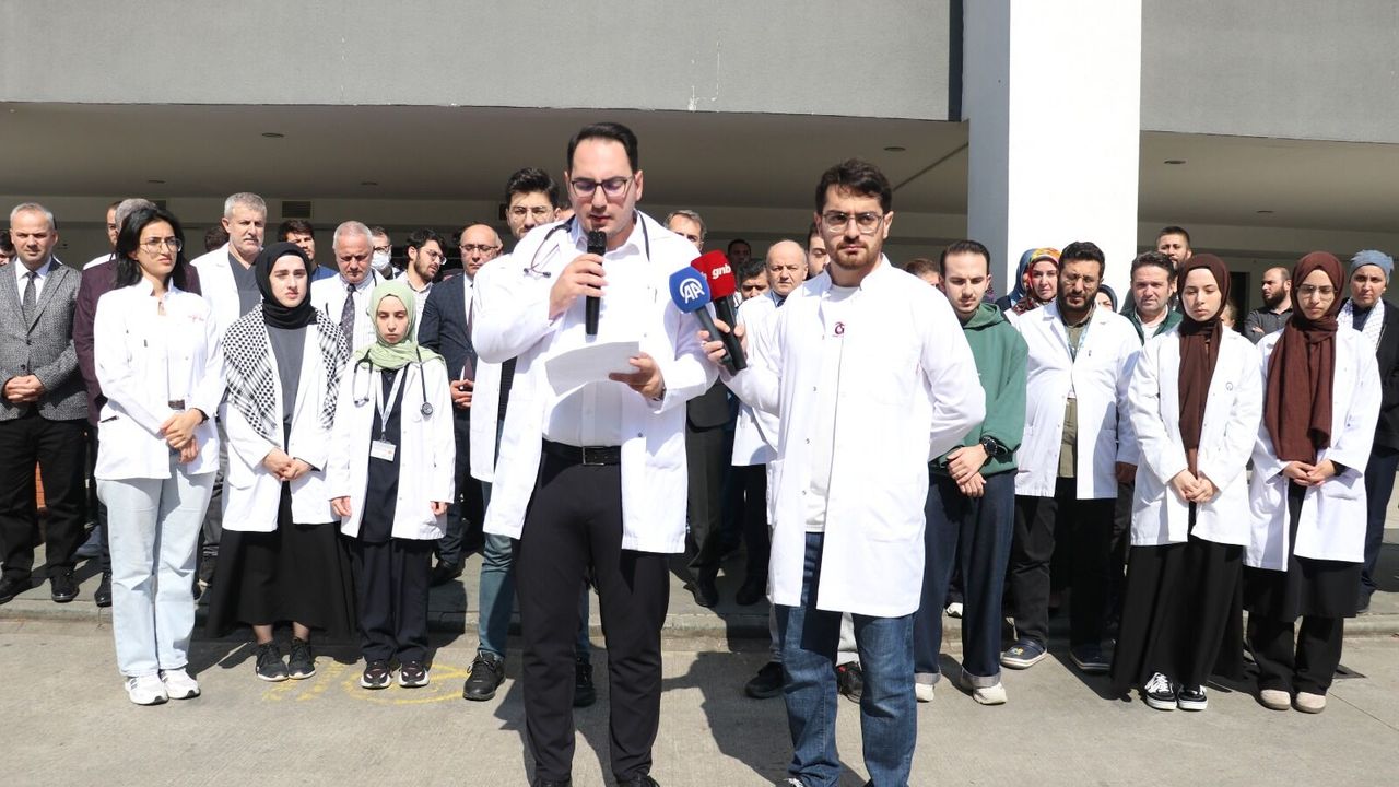 Trabzon'da Sağlık Çalışanlarından Gazze İçin Ortak Çağrı!