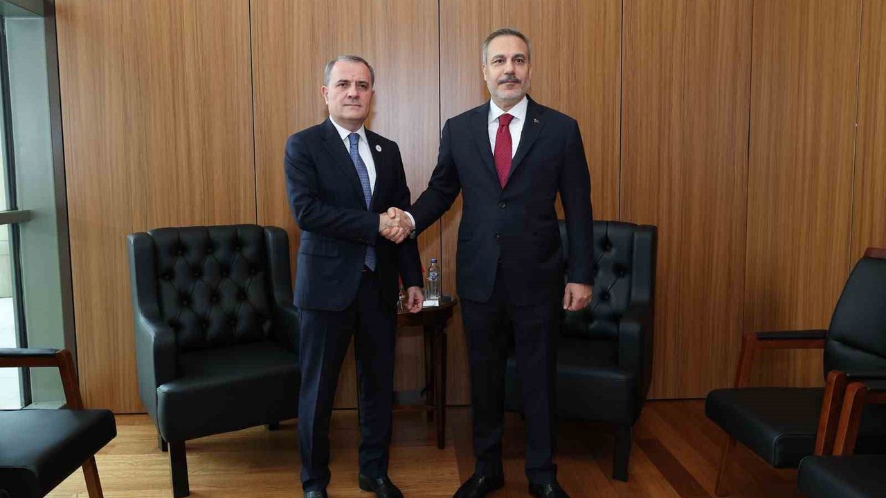 Bakan Fidan, Azerbaycanlı mevkidaşı Bayramov ile görüştü