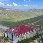 Gümüşhane’de 2 Bin 500 Metredeki Taş Mescid Dikkat Çekiyor