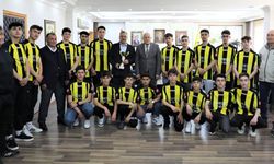 Bayburt Belediyespor başarıya doymuyor