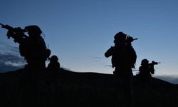 Milli Savunma Bakanlığı,Komandolarımız Tarafından Etkisiz Hale Getirilen 5 Terörist, Saldırı Hazırlığında İken Yakalandı