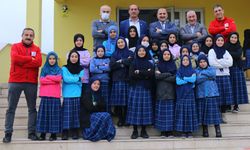 Arsin Belediyesinden Öğrencilere Hediyeler