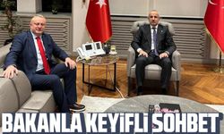 Ulaştırma ve Altyapı Bakanı Uraloğlu, Düzköy'ün Çayırbağı Mahallesindeki Köklerini Ziyaret Etti