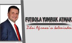 Futbola Yumruk Atmak