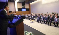 Kamu Başdenetçisi Şeref Malkoç, Memur-Sen Çalıştayında Konuştu