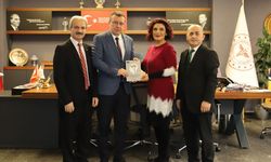 Türkiye Yazarlar Birliği ve Dernek Başkanları Sağlık Müdürüyle Görüştü