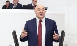 CHP'nin Yeni İdari Amir'i Artvin Milletvekili Uğur Bayraktutan Oldu