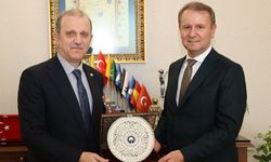 Doğu Karadeniz Üniversiteler Birliği (ÜNİ-DOKAP) 2024 Yılı Başkanlık Devir Teslim Töreni Gerçekleştirildi
