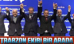 AK Parti'nin aday tanıtım toplantısının ardından Trabzon heyeti, istişare ve değerlendirme toplantısı için bir arada