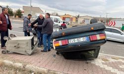 Nevşehir-Kaymaklı Yolu Kazasında 2 Yaralı: Araç Önce Otomobile Sonra Çöp Konteynırına Çarpıp Takla Attı