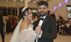 Şalpazarı'nın Geyikli Beldesi Eski Belediye Başkanının Oğlu Tamer Türkmen ve Akçaabatlı Ece Mollamehmetoğlu Evlendi
