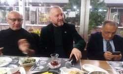 Keşap Belediye Başkanı Mehmet Emür, Giresun'daki Gazetecilerle Kahvaltıda Buluştu