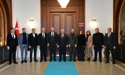 MÜSİAD Turizm Sektör Kurulu Başkanı ve Şube Başkanı, Trabzon Valisi Aziz Yıldırım'ı ziyaret etti