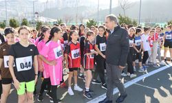 Trabzon'da Gençler ve Yıldızlar Kros Grup Birinciliği Yarışmaları Heyecan Dolu Anlara Sahne Oldu