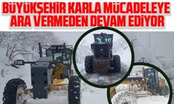 Trabzon'da Kar Yağışı Sonrası Kar Temizleme ve Tuzlama Çalışmaları Hızla Devam Ediyor