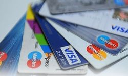 Kredi kartı sahiplerine duyuruldu: Artık borcu olan herkesten bu para kesilecek