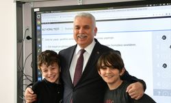 Trabzon Valisi Aziz Yıldırım 24 derslikli Çukurçayır Ortaokulu’nu ziyaret etti