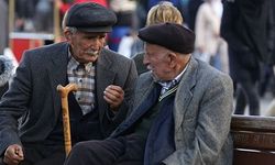 Emeklilere Yeni Dönem Promosyonları: Bayram Öncesi Erken Maaş İmkanı