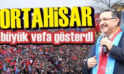 AK Parti'nin Büyükşehir Belediye Başkan Adayı Ortahisar'da Partililerle Bir Araya Geldi