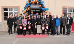 Akçaabat Demirci Ortaokulu’nda 4006 Tübitak Bilim Fuarı’nın açılışı gerçekleştirildi